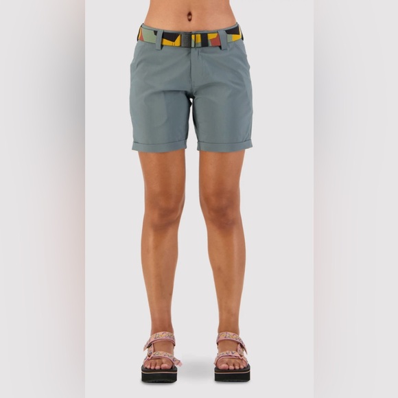 MONS ROYALE • Drift Shorts • M - Picture 1 of 5